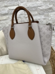  СУМКА-ТОУТ HAUMEA Louis Vuitton Артикул LUX-27012. Вид 3
