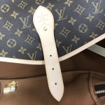 Сумка  Louis Vuitton Артикул LUX-21125. Вид 4