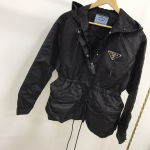 Куртка женская Prada Артикул LUX-26496. Вид 1