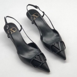 Туфли Garavani  Valentino Артикул LUX-32064. Вид 2