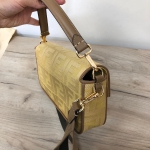 Сумка женская BAGUETTE Fendi Артикул LUX-34982. Вид 2