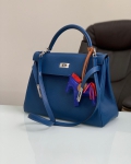  Сумка женская Hermes Kelly 28 cm, Togo, PHW Hermes Артикул LUX-38071. Вид 1