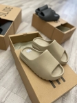Slide Yeezy  Артикул LUX-107938. Вид 1