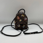 Рюкзак женский  Louis Vuitton Артикул LUX-8292. Вид 2