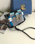 Сумка женская Petite Malle Louis Vuitton Артикул LUX-10515. Вид 2