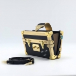 Сумка женская Petite Malle Louis Vuitton Артикул LUX-12555. Вид 1