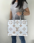 Сумка женская ONTHEGO Louis Vuitton Артикул LUX-12914. Вид 1
