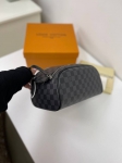 Несессер Louis Vuitton Артикул LUX-32483. Вид 1