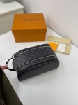 Несессер Louis Vuitton Артикул LUX-32483. Вид 2