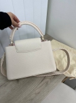 Сумка женская Capucines Louis Vuitton Артикул LUX-84484. Вид 2