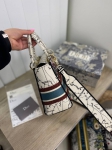 Сумка женская   Christian Dior Артикул LUX-85167. Вид 2