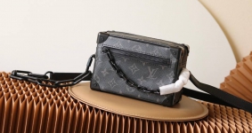 Мессенджер Louis Vuitton Артикул LUX-85550. Вид 1