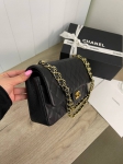 Сумка женская Chanel Артикул LUX-85627. Вид 2