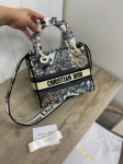  Сумка женская Lady Christian Dior Артикул LUX-93722. Вид 5