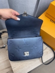 Сумка женская Louis Vuitton Артикул LUX-95215. Вид 4