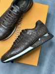 Кроссовки из натуральной кожи крокодила  Louis Vuitton Артикул LUX-97354. Вид 2