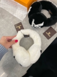 Меховые наушники Louis Vuitton Артикул LUX-99677. Вид 3