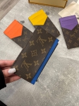 Картхолдер Louis Vuitton Артикул LUX-101106. Вид 3