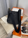 Сумка женская Evelyne 29 cm Clemence leather  Hermes Артикул LUX-103586. Вид 1