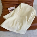  Костюм женский Prada Артикул LUX-104072. Вид 2