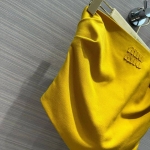 Топ  Miu Miu Артикул LUX-106104. Вид 4