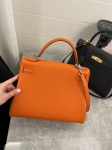 Сумка женская Kelly, 32 PHW Hermes Артикул LUX-107206. Вид 7