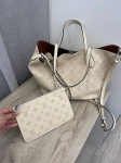 Сумка женская  Louis Vuitton Артикул LUX-107700. Вид 5