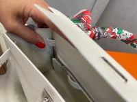 Сумка женская Kelly, 25 Epsom  Hermes Артикул LUX-108148. Вид 7