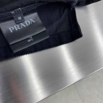 Брюки  Prada Артикул LUX-109703. Вид 2