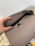 Рюкзак женский LOCKME Louis Vuitton Артикул LUX-110524. Вид 7