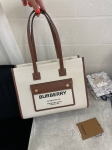 Сумка женская Burberry Артикул LUX-110720. Вид 1