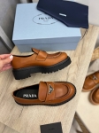 Лоферы Prada Артикул LUX-110788. Вид 2