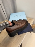 Лоферы Prada Артикул LUX-111512. Вид 2