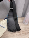 Сумка-слинг  Louis Vuitton Артикул LUX-113050. Вид 3