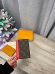 Обложка на паспорт Louis Vuitton Артикул LUX-113618. Вид 1