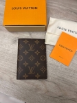Обложка на паспорт  Louis Vuitton Артикул LUX-114021. Вид 1