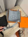 Сумка женская  Evelyne mini Hermes Артикул LUX-114425. Вид 1