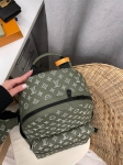 Рюкзак Louis Vuitton Артикул LUX-114828. Вид 3