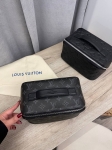 Несессер  Louis Vuitton Артикул LUX-115526. Вид 2