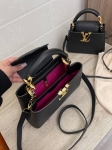 Сумка женская Capucines, 27 см Louis Vuitton Артикул LUX-115799. Вид 3
