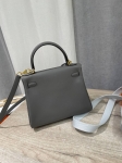 Сумка женская Kelly, 25, GHW Epsom leather  Hermes Артикул LUX-118354. Вид 3