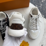 Кроссовки Louis Vuitton Артикул LUX-118706. Вид 2