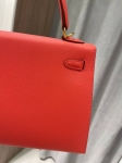Сумка женская  Kelly, 25, GHW Epsom leather  Hermes Артикул LUX-119440. Вид 4