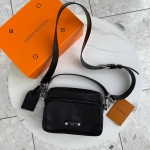 Сумка мужская  Louis Vuitton Артикул LUX-119977. Вид 1