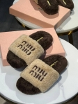 Меховые тапочки  Miu Miu Артикул LUX-121160. Вид 1