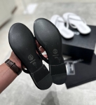 Шлепанцы  Chanel Артикул LUX-121530. Вид 2