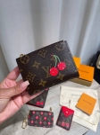 Кошелёк  Louis Vuitton Артикул LUX-122205. Вид 1