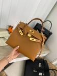 Сумка женская  Kelly, 28 epsom Hermes Артикул LUX-123779. Вид 1