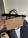 Сумка-шоппер Chanel Артикул LUX-124433. Вид 2