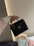 Сумка женская Chanel Артикул LUX-124438. Вид 1